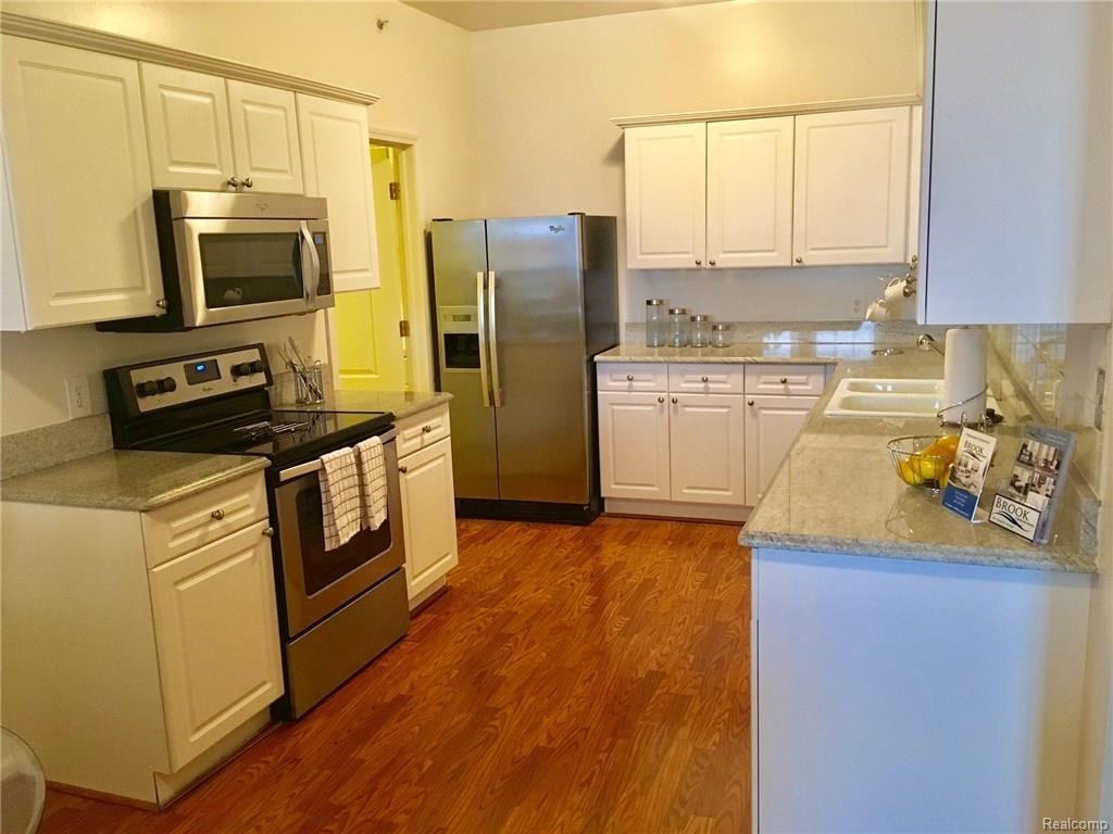 2716-2898 Alisop Pl #401 - Photo 3 of 15