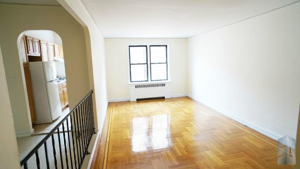 2685 Creston Ave #5H