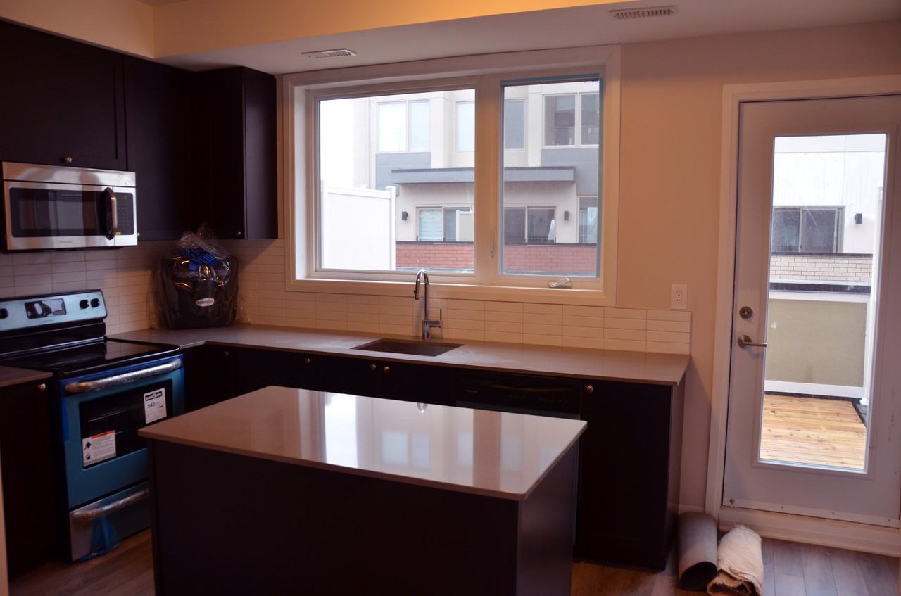 12 Caroline Carpenter Grove - Photo 3 of 13