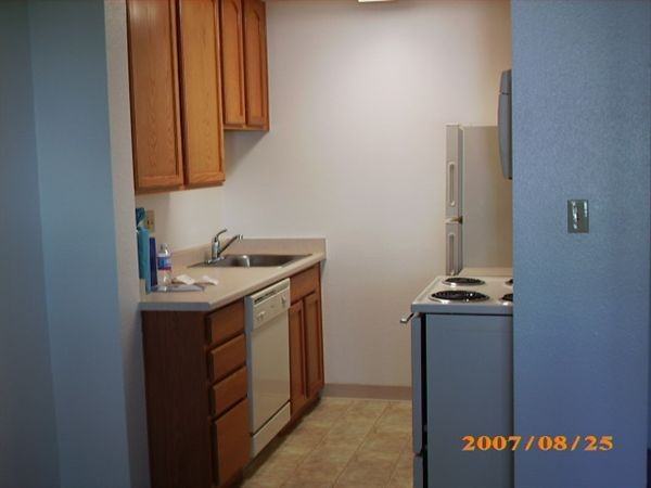 Courtyard Estates - Photo 2 of 12