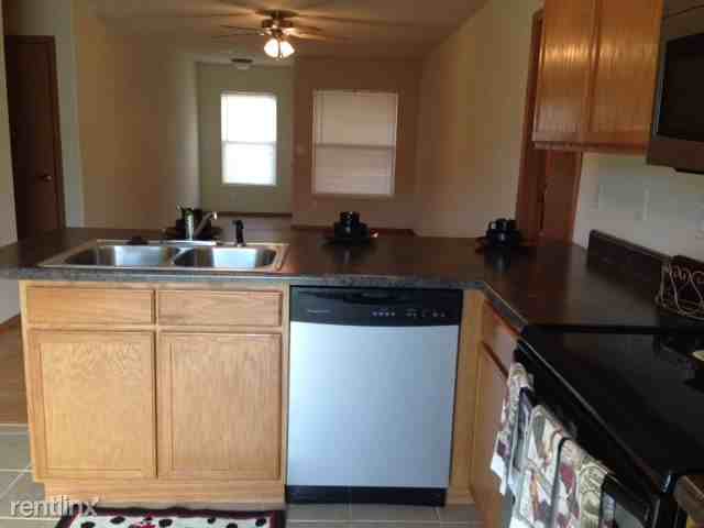 Blue Ridge Apartments - Photo 2 of 7