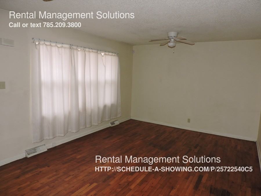 2513 SE Madison St - Photo 3 of 8