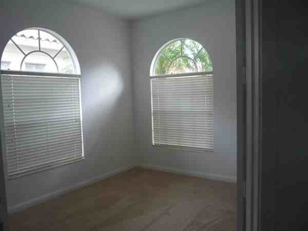 2625 Kittbuck Way - Photo 2 of 6