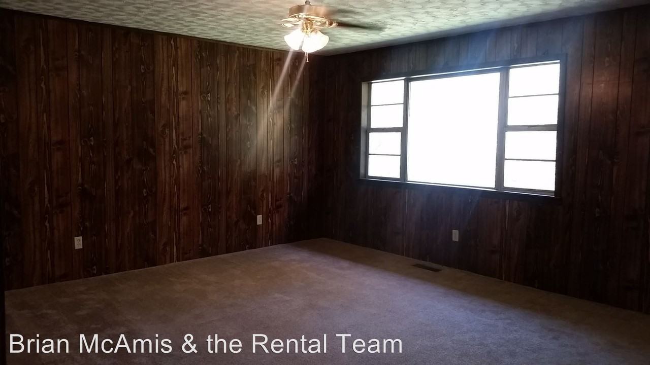 211 Shady Ln Ave - Photo 2 of 12