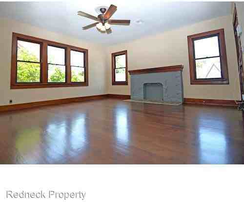 2416 NW 22nd St - Photo 3 of 13