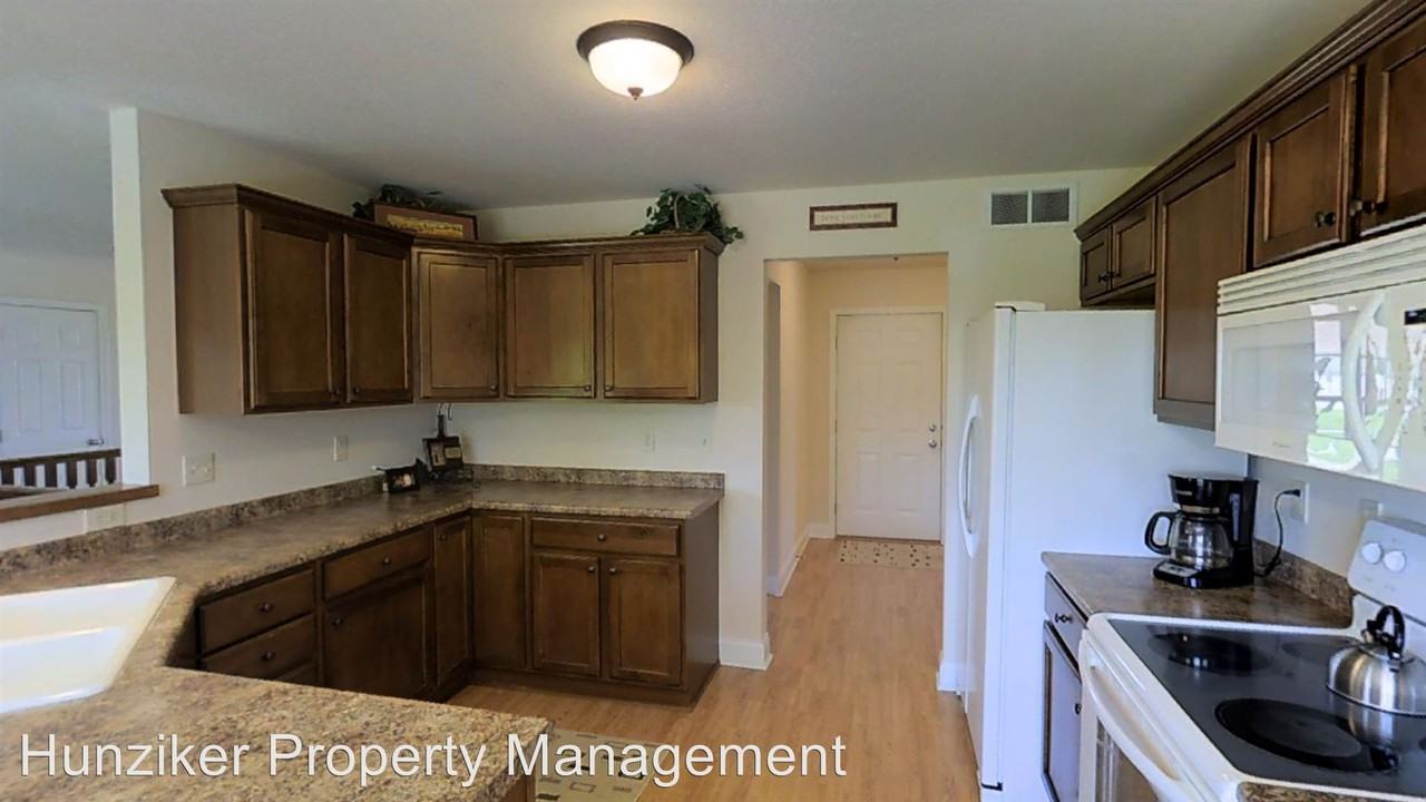 2528 Dalton St - Photo 3 of 13