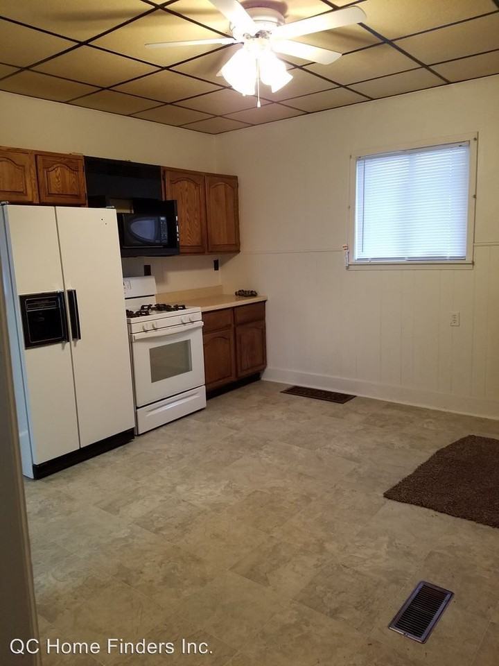 2528 6th Ave - Photo 2 of 6