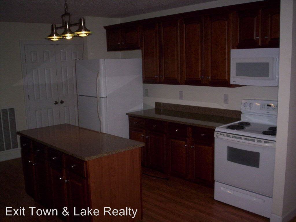 309-201 Occoneechee Dr - Photo 2 of 10