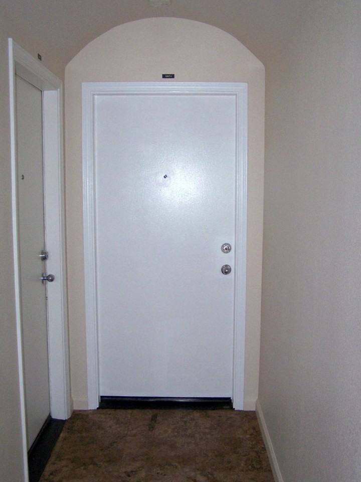 107 Poplar Ave - Photo 2 of 11