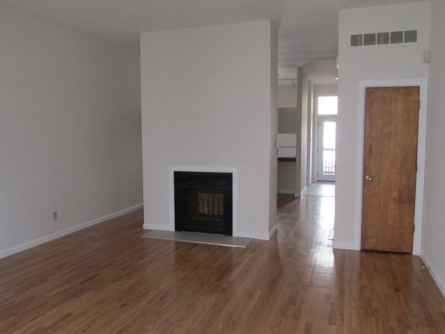 2646 Park Ave - Photo 2 of 15