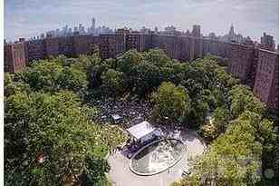Stuyvesant Oval & E 18th St #5