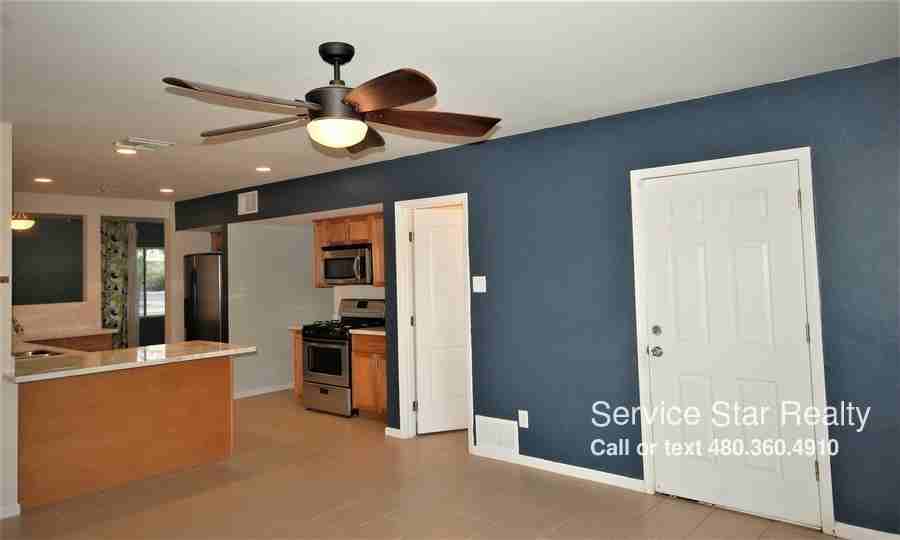 6626 E Palm Ln - Photo 3 of 10
