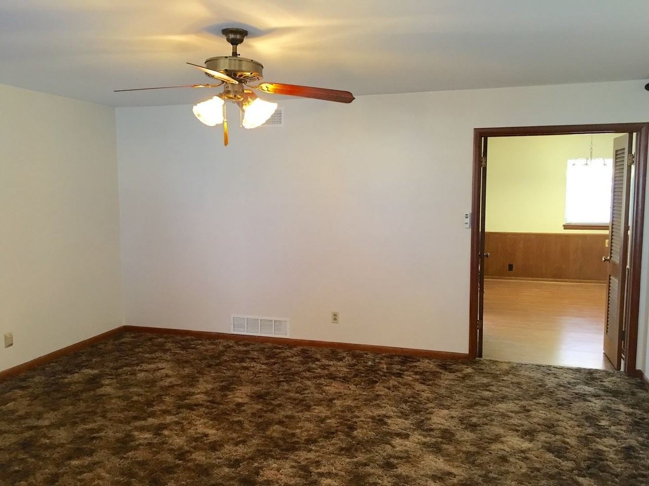 1136 NW 85th St - Photo 2 of 23