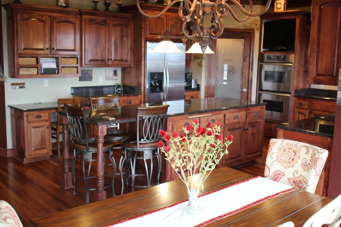 1236 Mary Hill Cir - Photo 3 of 25