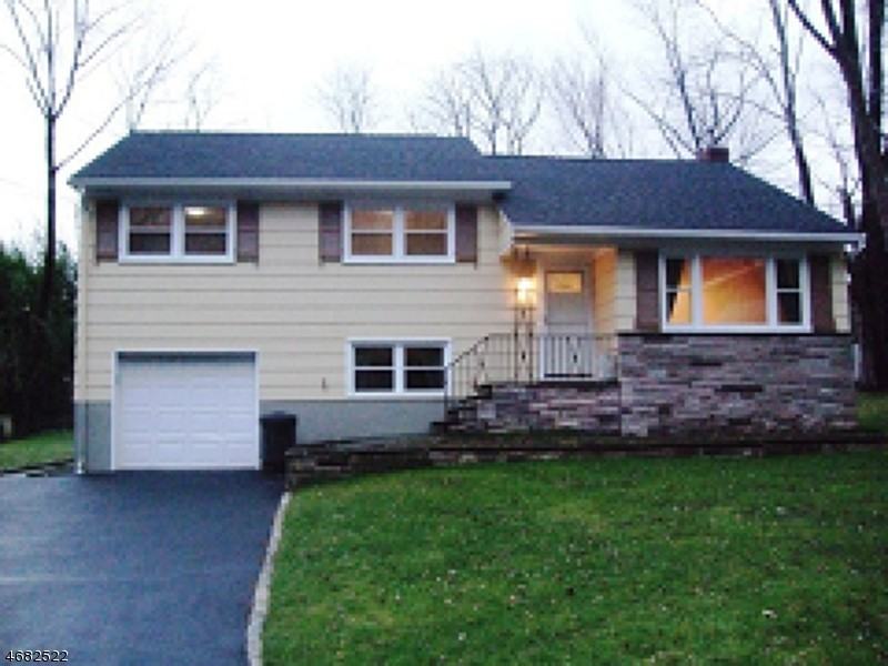 25 Dameo Pl - Photo 2 of 12