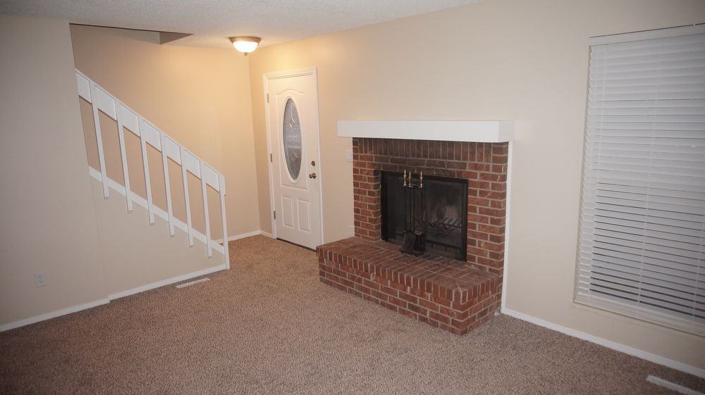 10268 E Jewell Ave - Photo 2 of 20