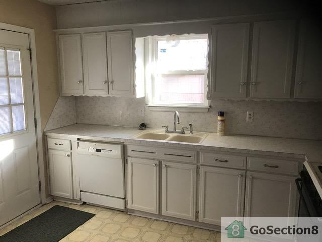 620 N Tompkins Dr - Photo 3 of 8