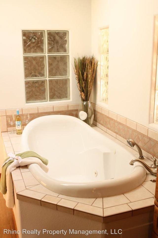 1129 Ortega Rd NW - Photo 2 of 32