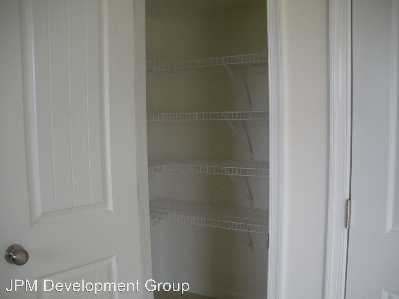 Nicole St. - Photo 3 of 6