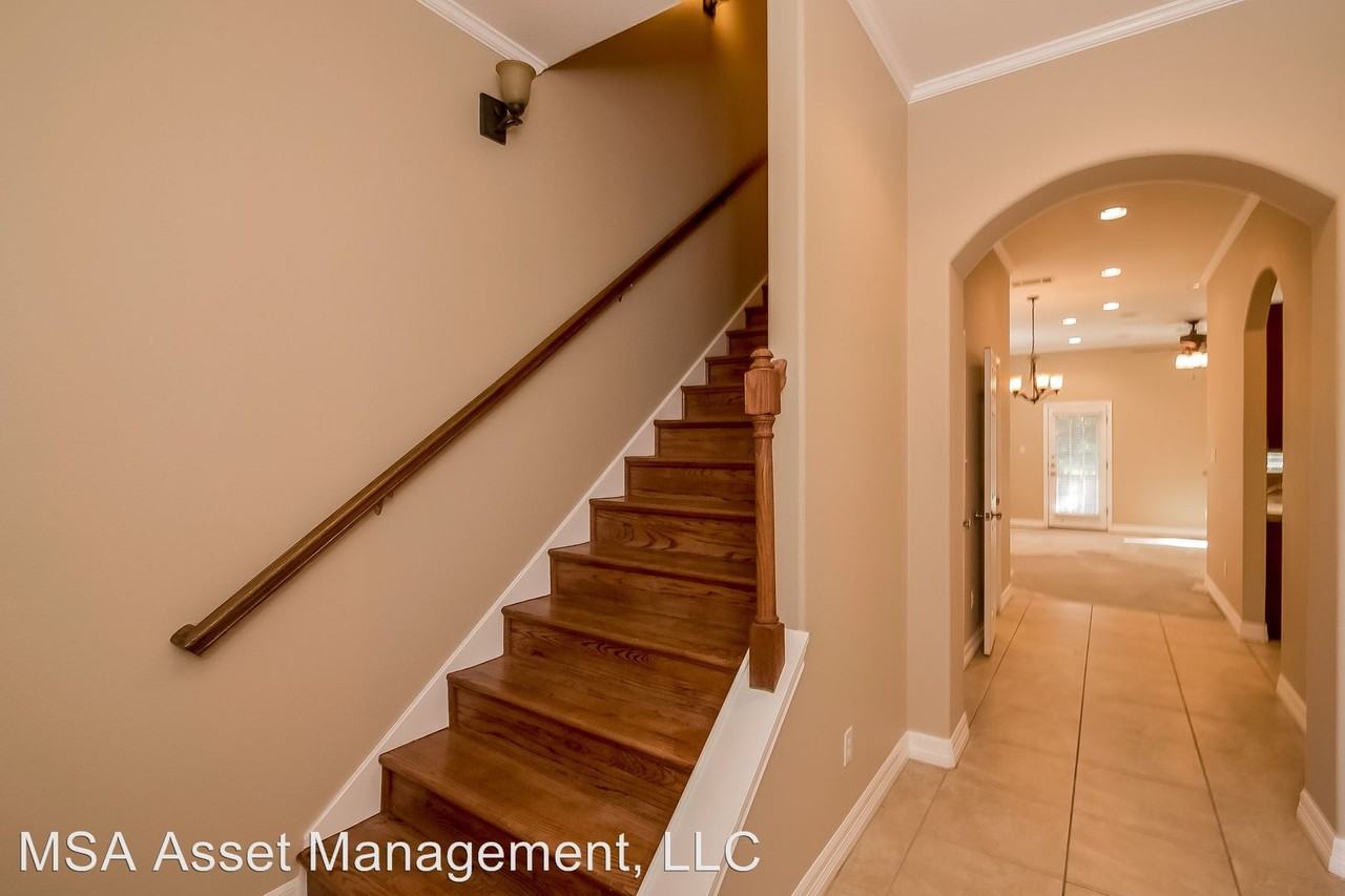 204 W Mockingbird Ln #A - Photo 3 of 9