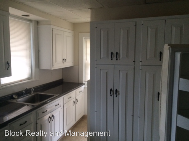 101 Stratford Ave - Photo 2 of 4