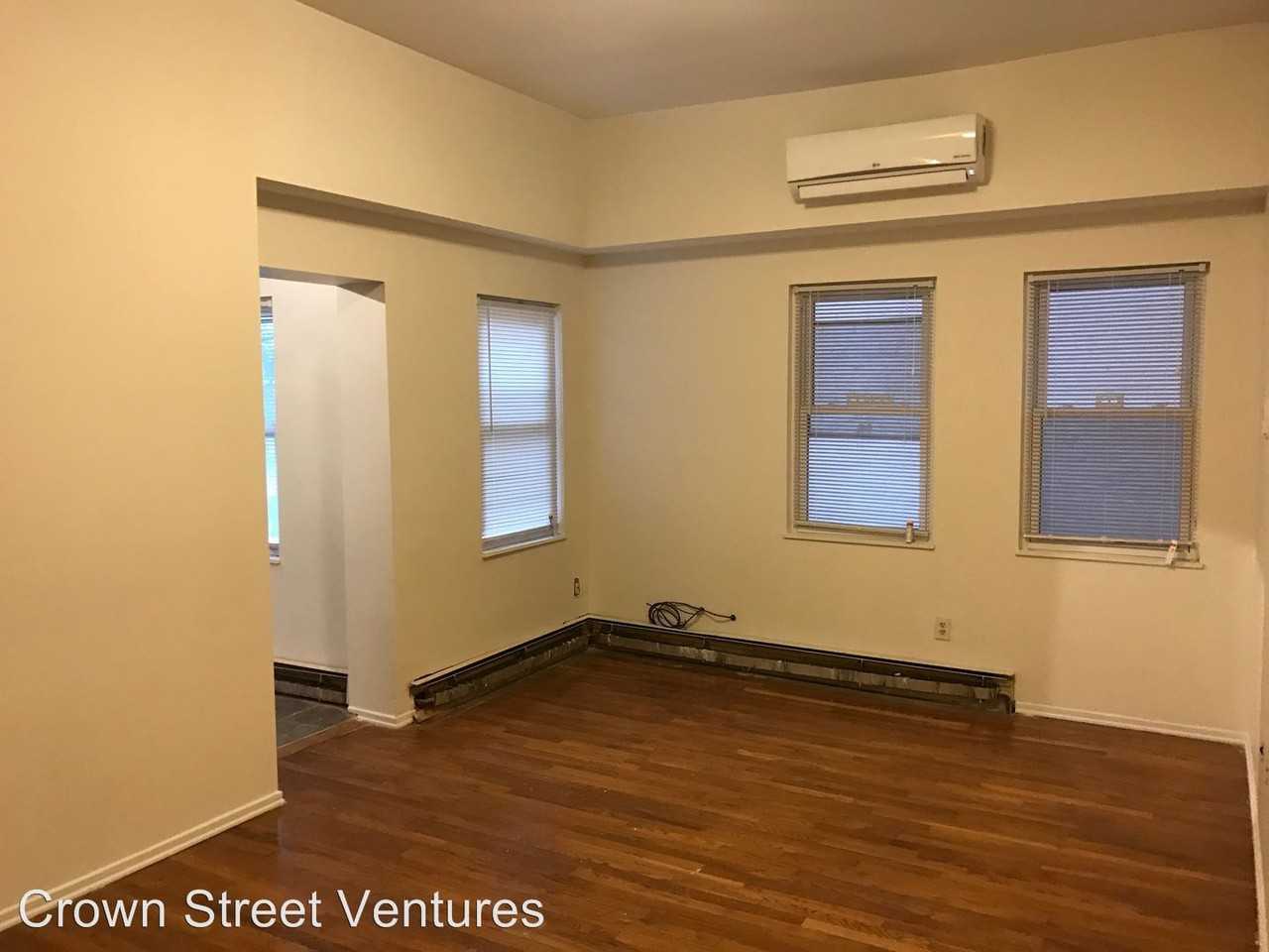 658 Crown Street 1 - 8 - Photo 3 of 24