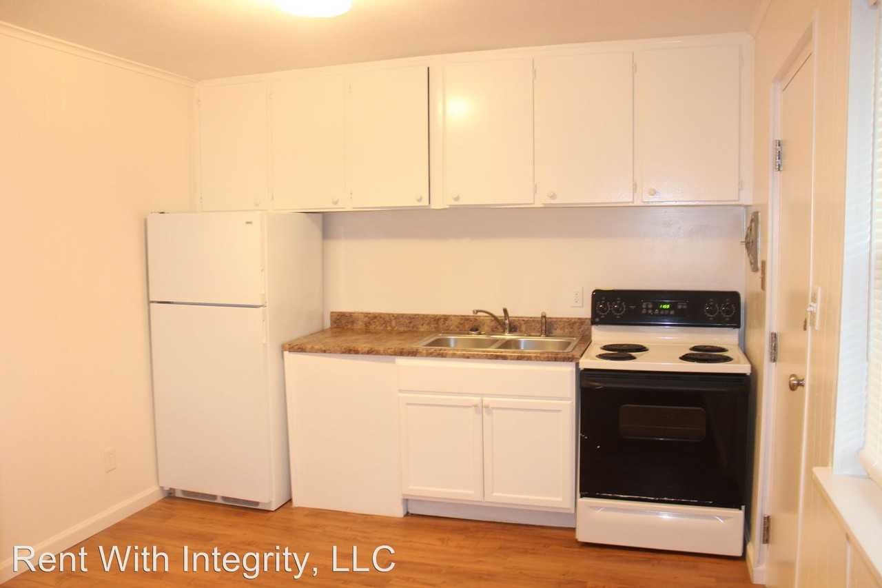 643 Kissimmee Street - Photo 3 of 22