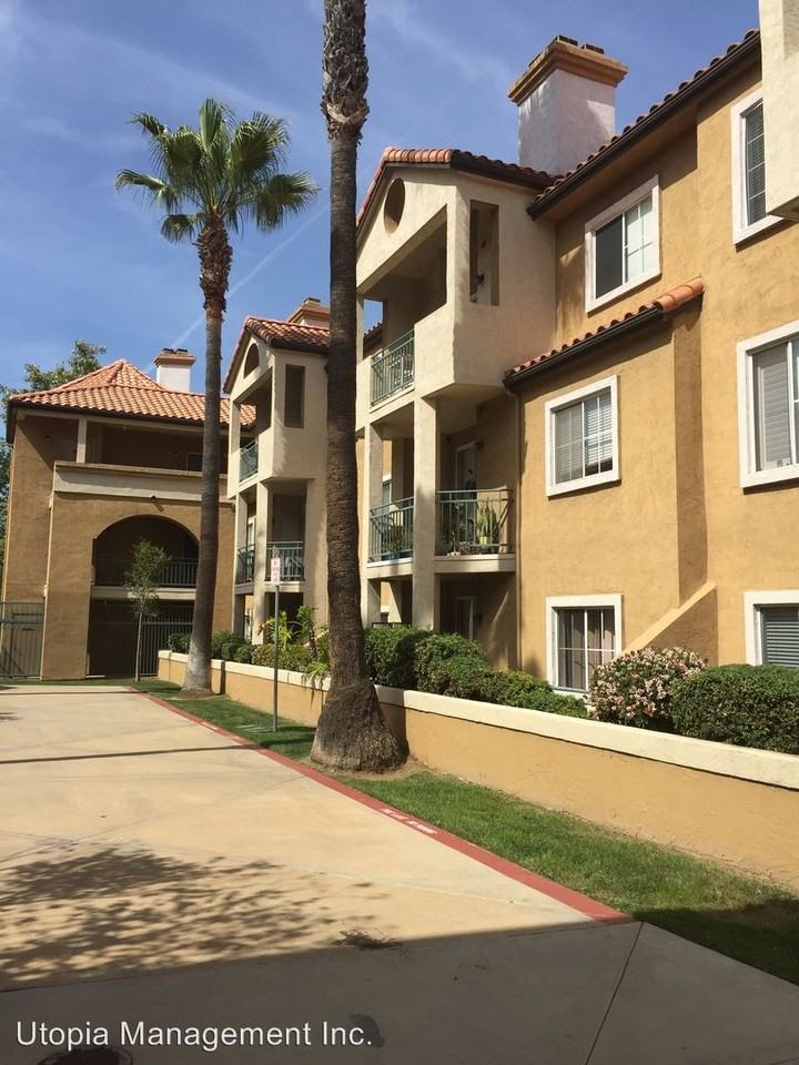 2250 Camino De La Reina #210