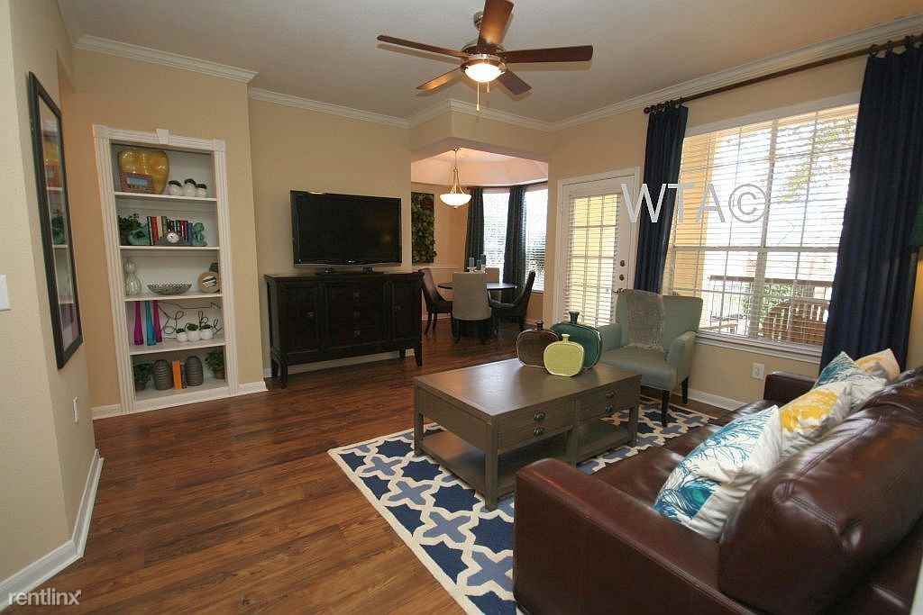 TarryTown - Photo 3 of 6