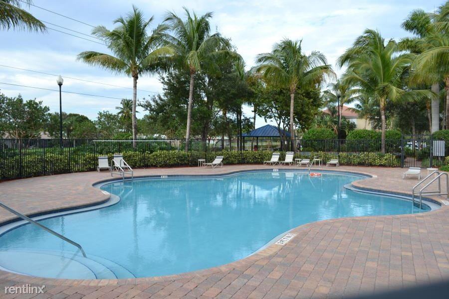 3072 N Evergreen Cir - Photo 3 of 6