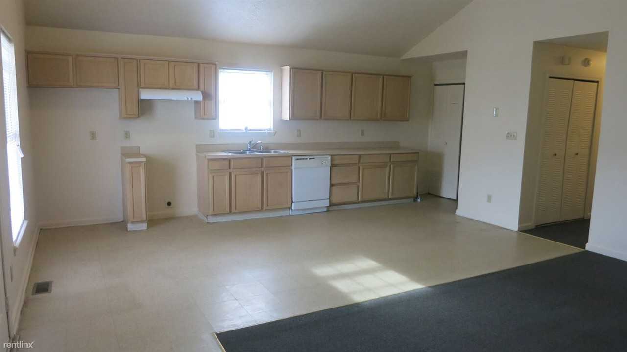 410 N 21st St - Photo 3 of 18