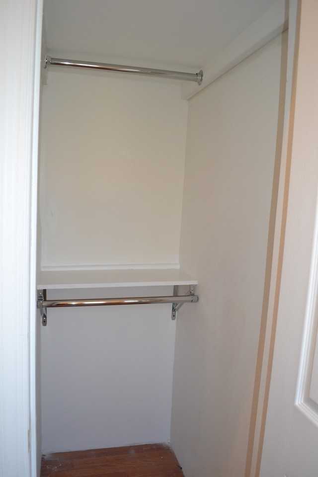 1454 E 71st St - Photo 3 of 19