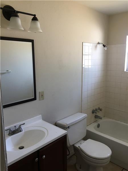 614-424 Oregon Ave - Photo 3 of 6