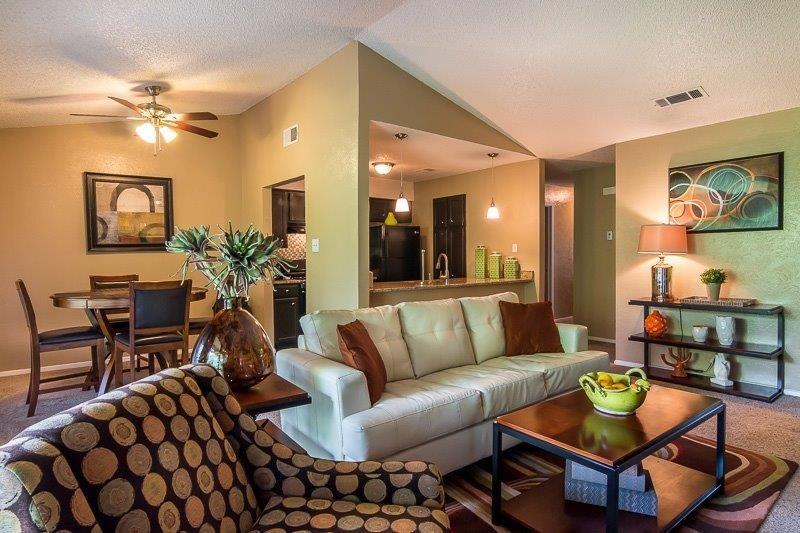 4025 Victory Dr - Photo 3 of 9