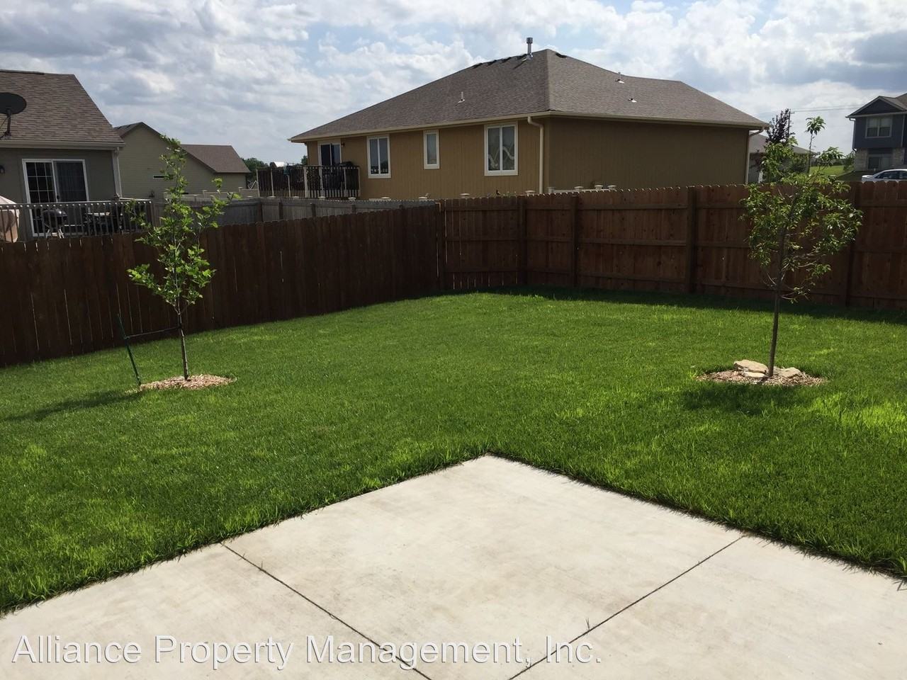 8842 MJ Drive - Photo 2 of 15