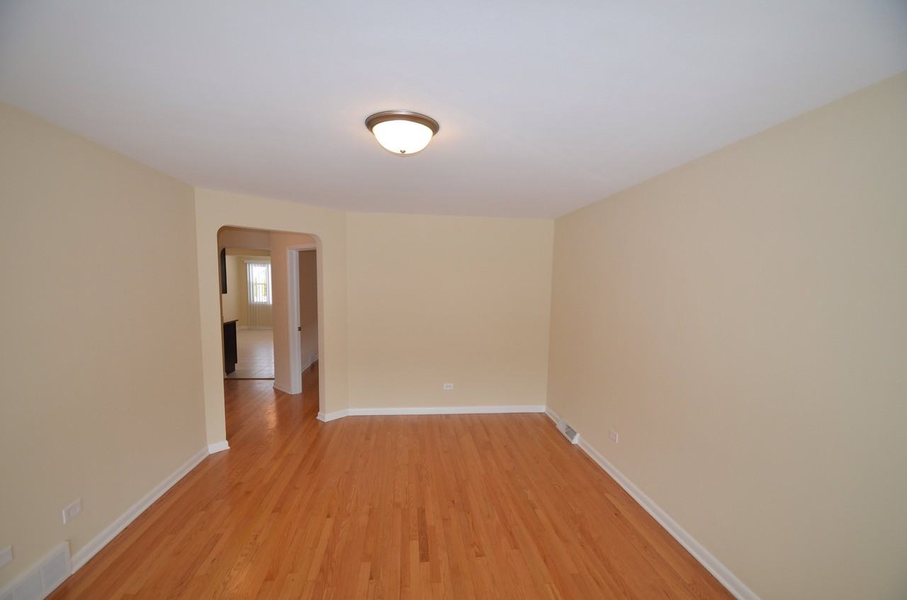 7604 W Strong St - Photo 2 of 5