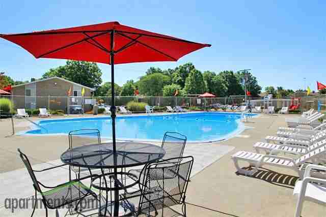 Arbor Court - Photo 3 of 4