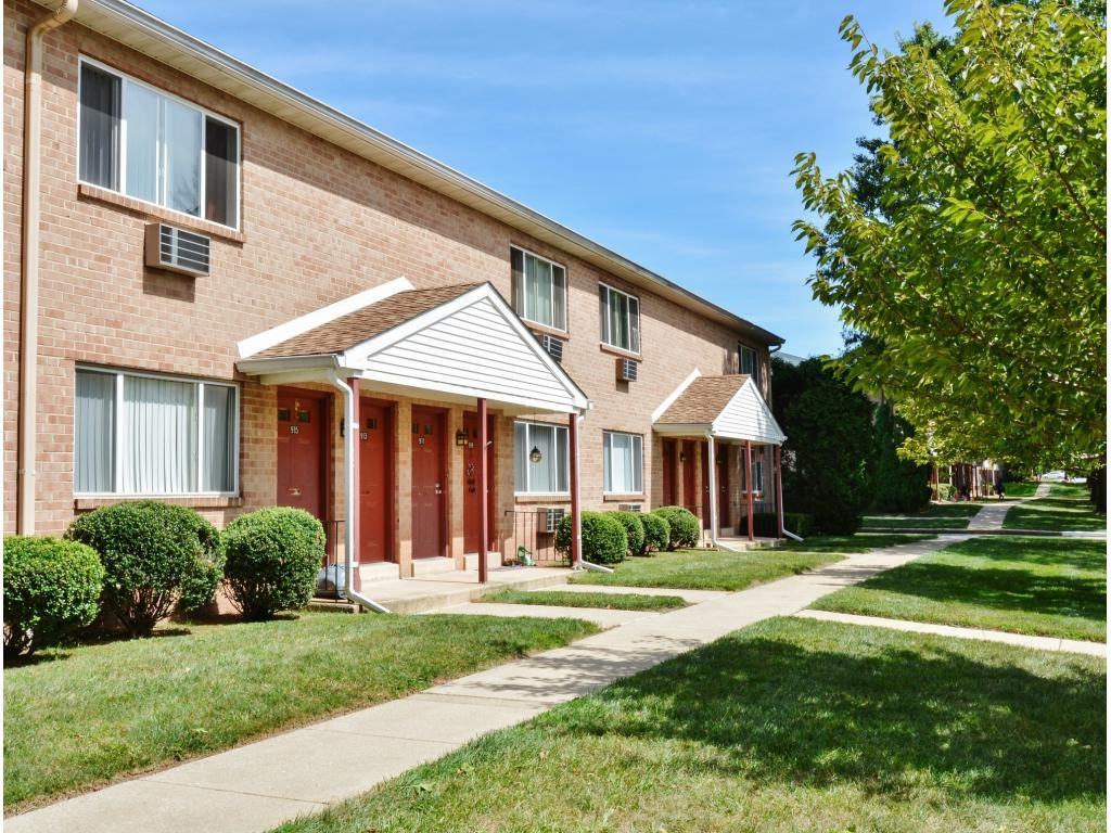 Independence Crossing - Photo 3 of 19