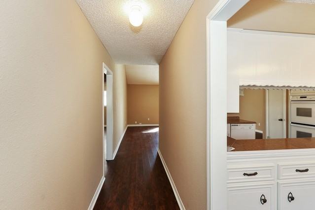 5418 Thistle Dr - Photo 2 of 25