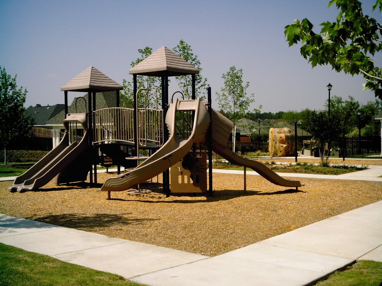 Greystone Summit Columbus - Photo 2 of 4