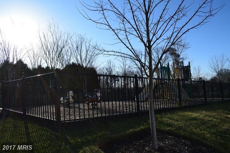 19438 Diamond Lake Dr - Photo 3 of 15