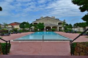 featured image of 1501 Westpark View Dr