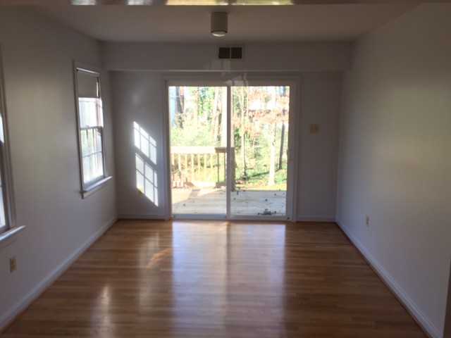8994 Midway Rd - Photo 3 of 11