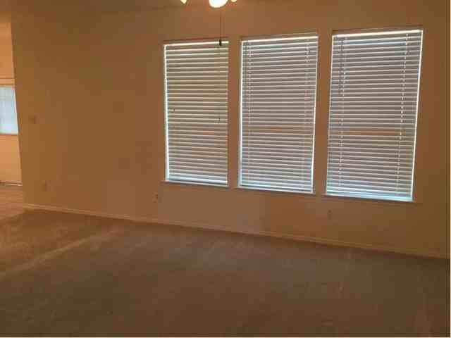 10005 Chadbourne Rd - Photo 2 of 17