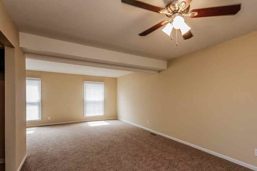 1008 Butler Dr - Photo 3 of 15