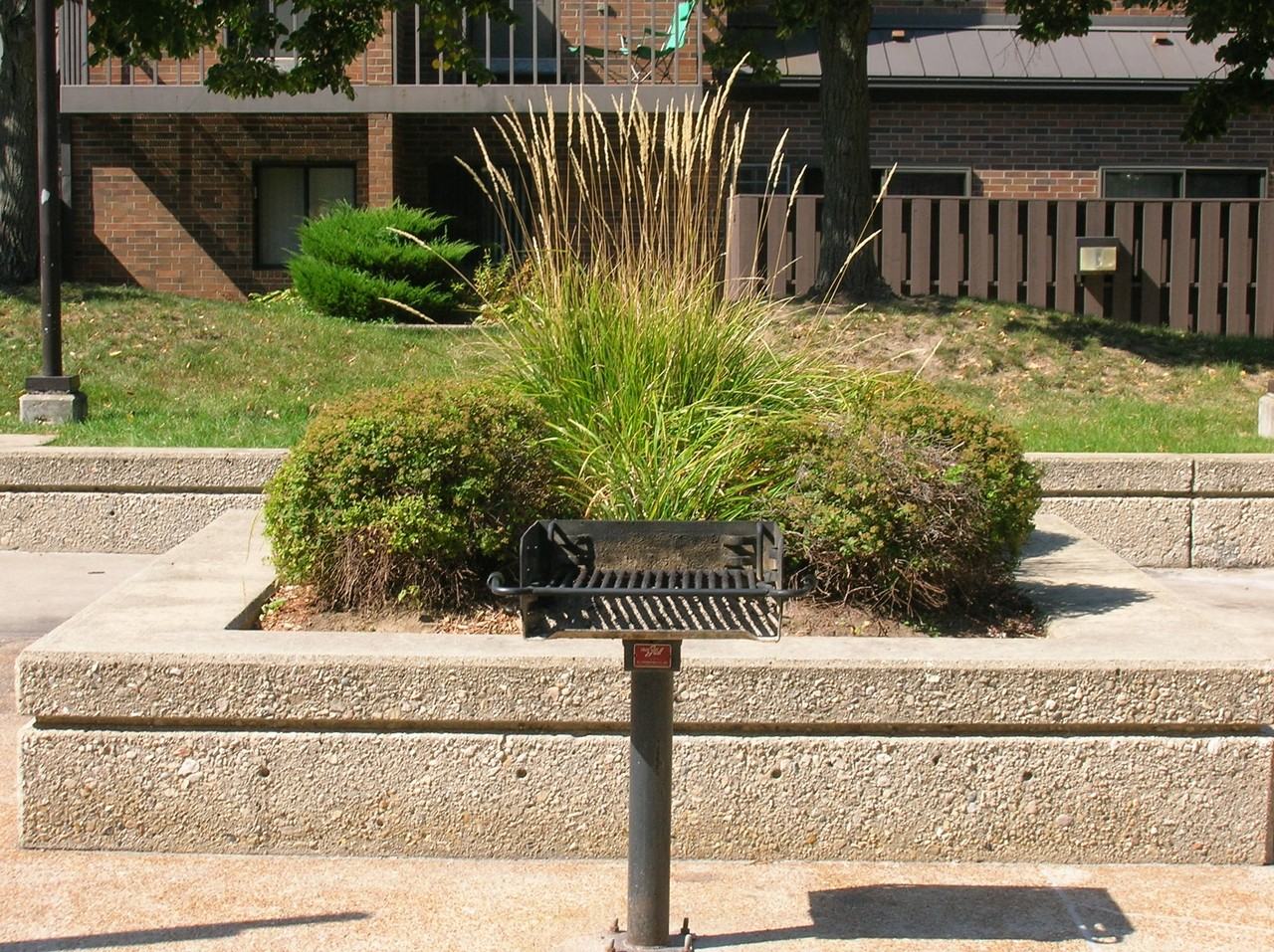 Capitol Centre Court Apartments - Photo 3 of 23