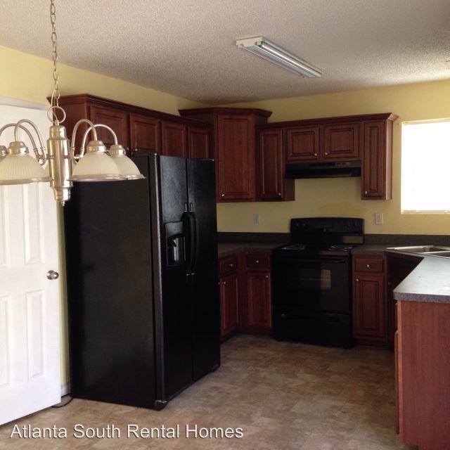 136 Margaret Way - Photo 3 of 19