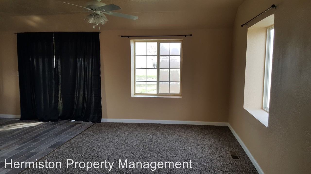 399-301 N Dunne St - Photo 3 of 22