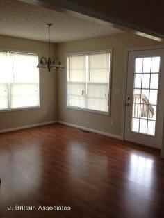 211 Hawk Pass - Photo 3 of 9