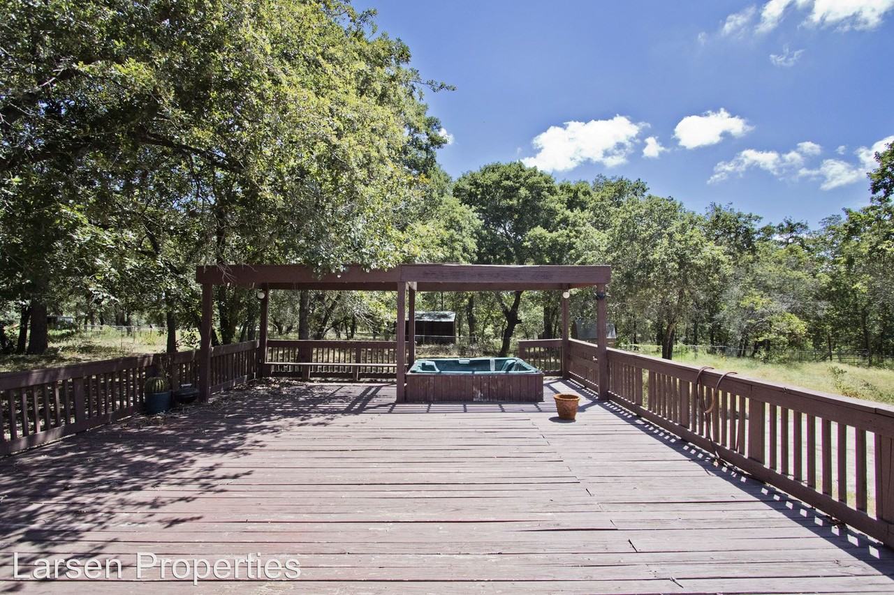 154 Oak Hollow - Photo 2 of 25